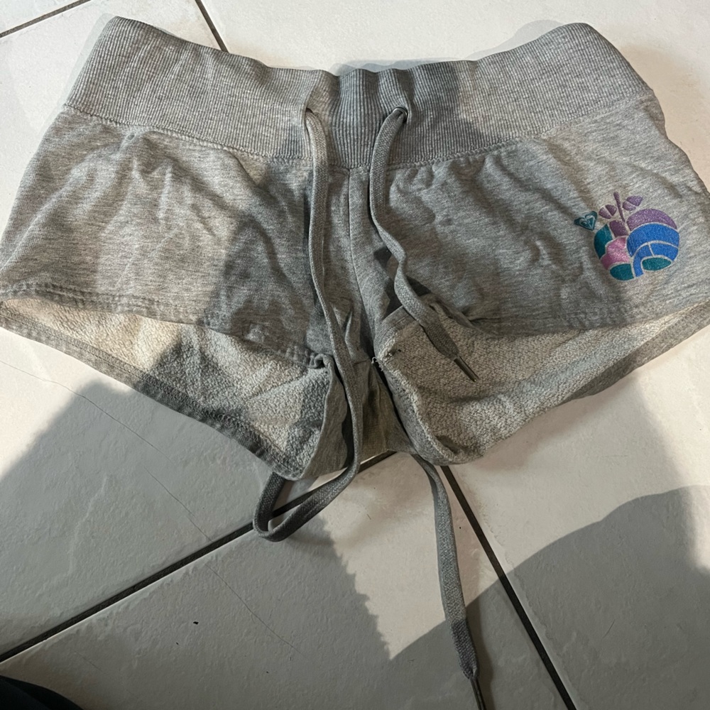 Roxy L gray short shorts draw string